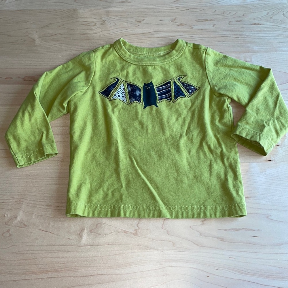Tea Collection Halloween Bat Long Sleeve Shirt in 12-18 months 🦇 🎃